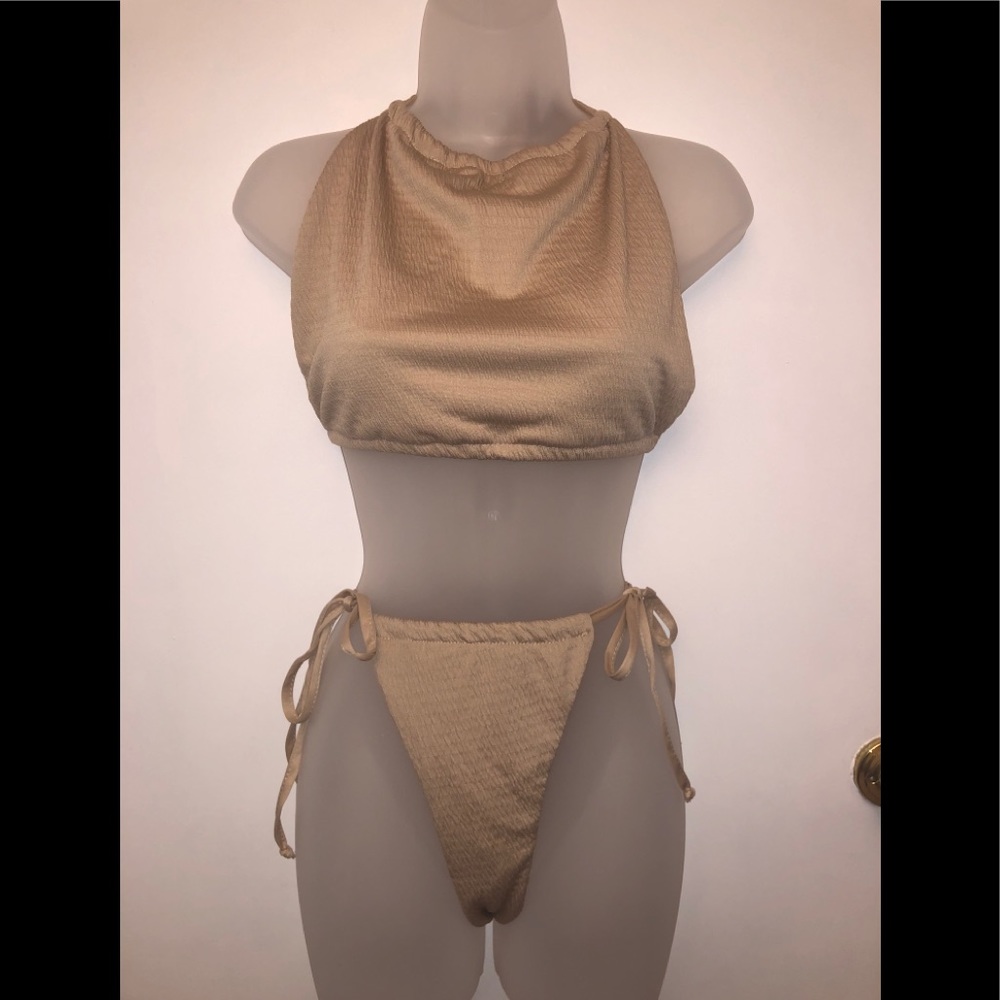 PRETTYLITTLETHING 2 Piece bathing suit